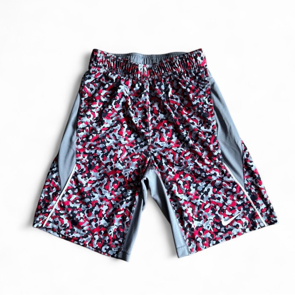 Nike Boys Dri-FIT Camo Basketball Shorts Gray Red Black Size Small S